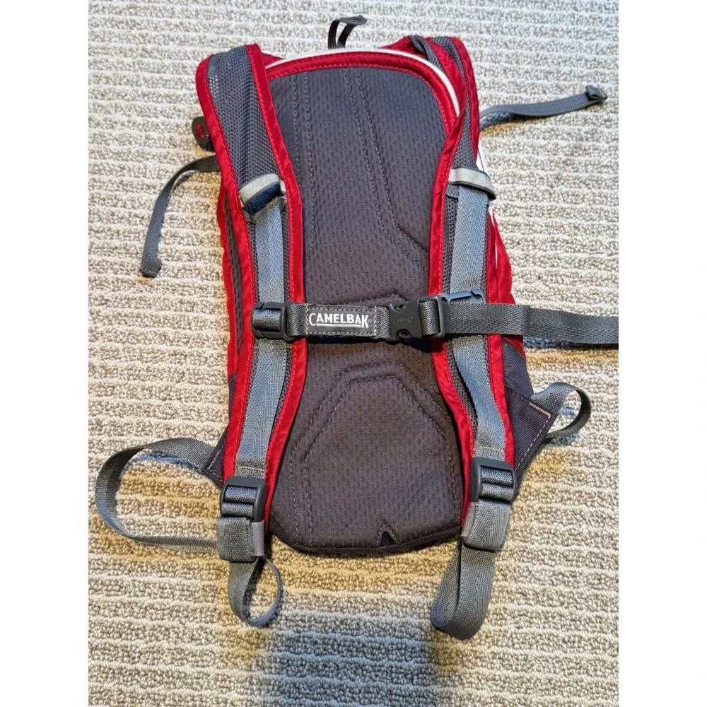 CamelBak Mini M.U.L.E. Hydration Pack‎ Backpack Red Charcoal Gray Hiking Biking